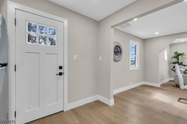 212 Lakeview Ave, House other with 2 bedrooms, 1 bathrooms and null parking in Ringwood NJ | Image 4