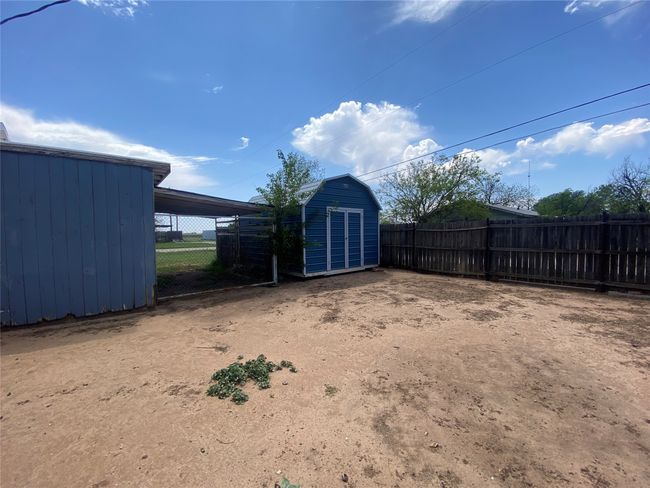 541 W Irving St, House other with 3 bedrooms, 1 bathrooms and null parking in Munday TX | Image 11