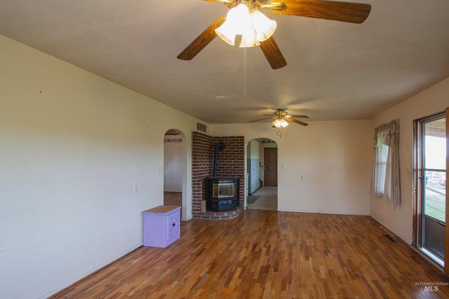 8970 Hurd Ln, House other with 3 bedrooms, 2 bathrooms and 4 parking in Payette ID | Image 9