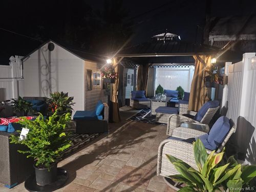 15312 111th Rd, Jamaica, NY, 11433-3706 | Card Image