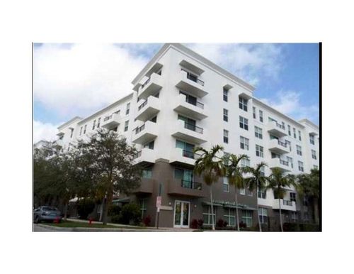 205-2421 Ne 65th St, Fort Lauderdale, FL, 33308-1557 | Card Image