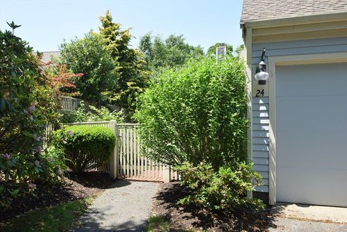24-24 Wildflower Ln, Yarmouth Port, MA, 02675-1474 | Card Image