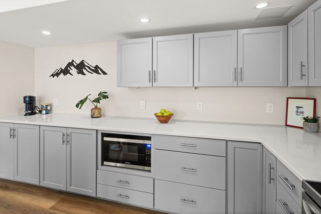 APT-1 - 2366 Mountain Rd, Condo with 2 bedrooms, 3 bathrooms and null parking in Stowe VT | Image 9