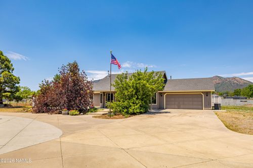 8340 Aspen Glen Lane, Flagstaff, AZ, 86004 | Card Image