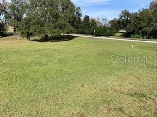 12725 Ridgeview Ct, Dade City, FL, 33525-6221 | Card Image