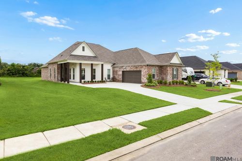 9934 Oak Colony Dr, Baton Rouge, LA, 70817-5549 | Card Image