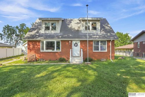 5400 Ervin Street, Lincoln, NE, 68504 | Card Image