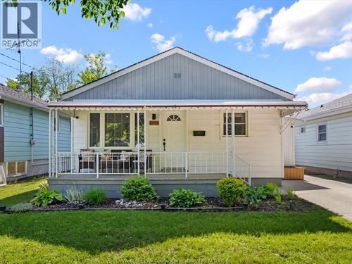 1733 Glendale Ave, Windsor, ON, N8T2N1 | Card Image