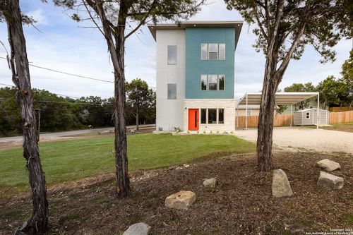 1940 Green Hill Dr, Canyon Lake, TX, 78133-6571 | Card Image