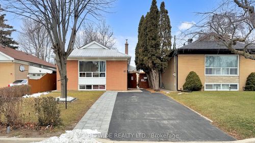 34 Merrian Rd, Scarborough, ON, M1K3M7 | Card Image