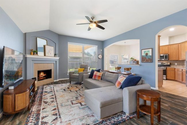 4613 Meridian Park Dr, House other with 3 bedrooms, 2 bathrooms and 2 parking in Pearland TX | Image 23