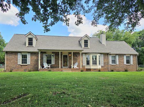 235 Pleasant Run Rd, Smyrna, TN, 37167-5181 | Card Image