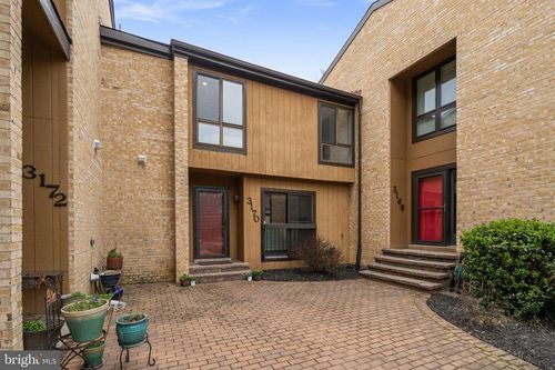 3170 Readsborough Ct, FAIRFAX, VA, 22031-2618 | Card Image