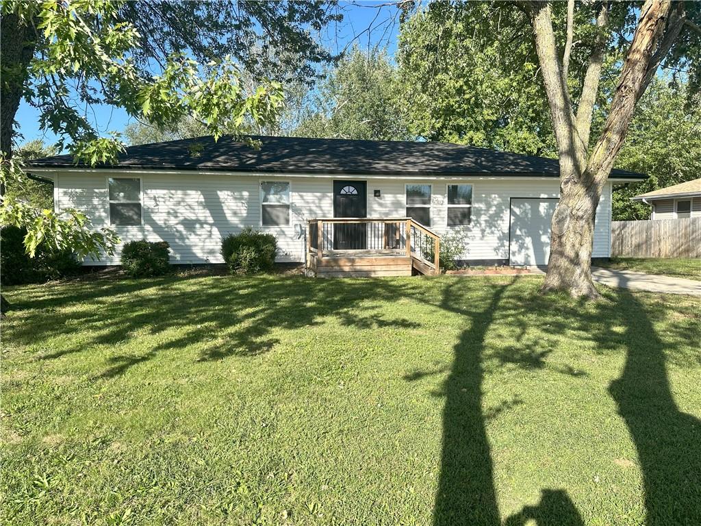 Mary St, Holden, MO 64040