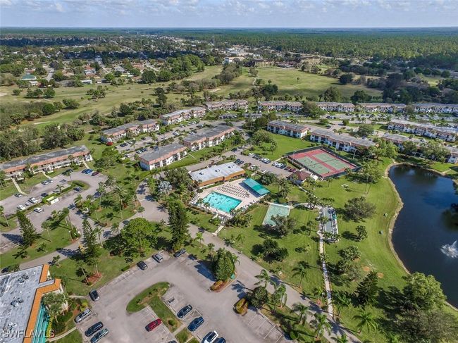 APT-201 - 4372 27 Th Ct Sw, Condo with 2 bedrooms, 2 bathrooms and null parking in NAPLES FL | Image 43