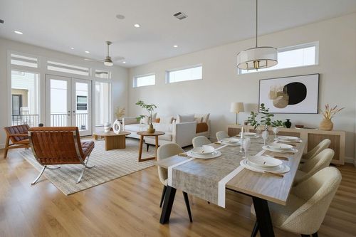 10923 Brookeshire Chase Ln, Houston, TX, 77043-4024 | Card Image