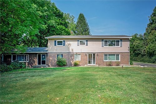 7263 State Route 43, Kent, OH, 44240-5946 | Card Image