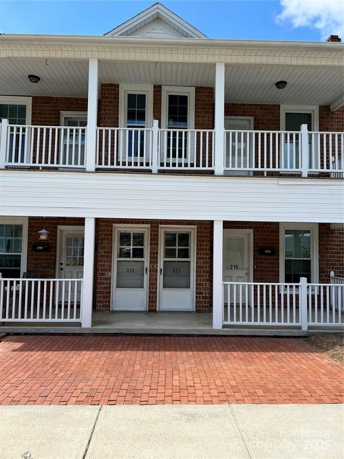 205 W G St, Kannapolis, NC, 28081-4714 | Card Image