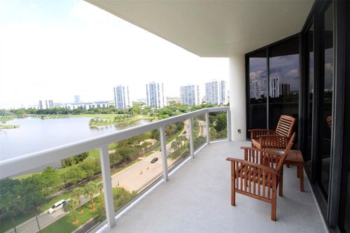 1105-20185 E Country Club Dr, Aventura, FL, 33180-3048 | Card Image