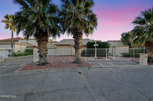 11157 Leo Collins Dr, El Paso, TX, 79936-4630 | Card Image