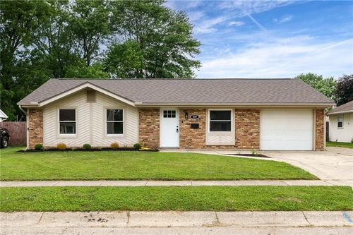 809 Bayberry Dr, New Carlisle, OH, 45344-1247 | Card Image