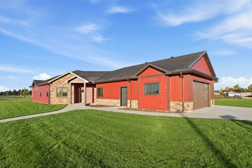 4761 Hampton Loop S, Moorhead, MN, 56560-3267 | Card Image