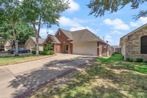 10638 Desert Springs Cir, Houston, TX, 77095-7043 | Card Image