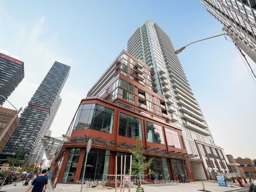 920-33 Helendale Ave, Toronto, ON, M4R0A4 | Card Image