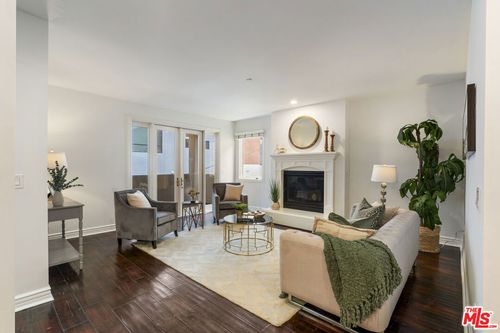 202-5057 Maplewood Ave, LOS ANGELES, CA, 90066-1727 | Card Image