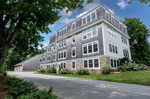 4-324 Front St, Marion, MA, 02738-1582 | Card Image
