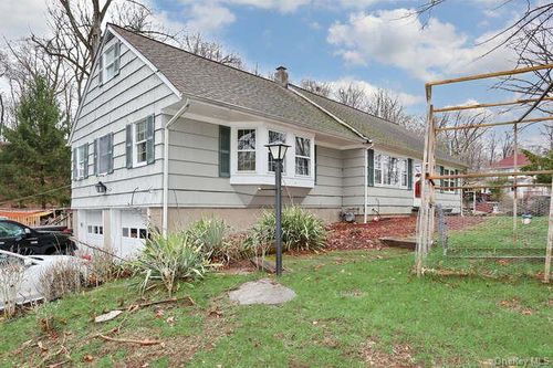 161 Mcnamara Rd, Spring Valley, NY, 10977-1202 | Card Image