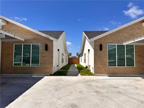 2-2304 E Viviana St, Edinburg, TX, 78542-8360 | Card Image
