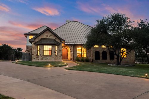 201 N Canyonwood Dr, Dripping Springs, TX, 78620-3917 | Card Image