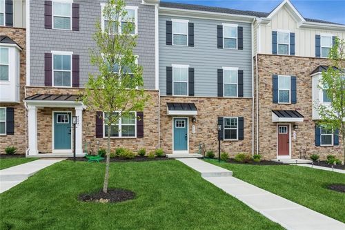 4602 Spruce Rd, Gibsonia, PA, 15044-6937 | Card Image