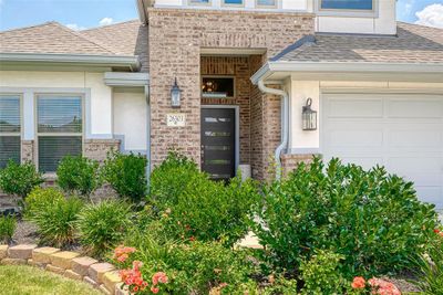 26303 Polaris Rise Lane, House other with 3 bedrooms, 3 bathrooms and null parking in Richmond TX | Image 2