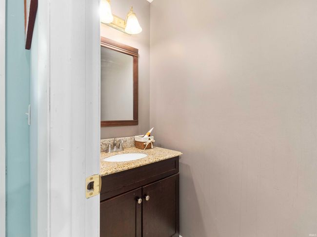 13715 Hammerhill Way, House other with 4 bedrooms, 4 bathrooms and null parking in Fort Wayne IN | Image 35