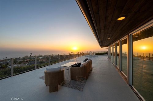 7241 Avenida Altisima, Rancho Palos Verdes, CA, 90275-4453 | Card Image