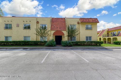 7-3918 La Mirada Dr N, JACKSONVILLE, FL, 32217-8835 | Card Image