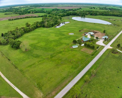 17522 E N Hwy, Sheldon, MO, 64784-2695 | Card Image