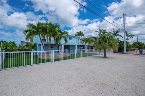 29565 Flying Cloud Ave, Big Pine Key, FL, 33043-3225 | Card Image