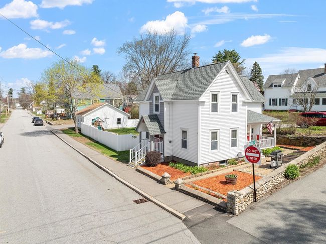 45 Franklin St, House other with 3 bedrooms, 2 bathrooms and null parking in Derry NH | Image 31