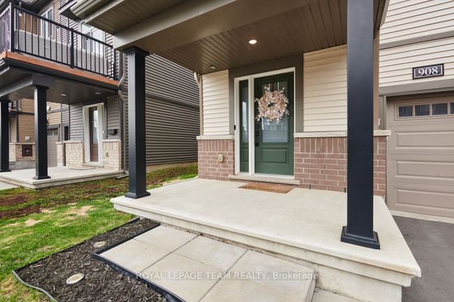 908 Lixnaw Crt, House attached with 2 bedrooms, 2 bathrooms and 2 parking in Nepean ON | Image 34