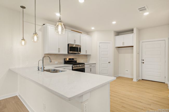 104 Tribus, House other with 3 bedrooms, 3 bathrooms and null parking in Leon Valley TX | Image 14