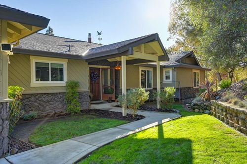 11763 Skylark Court, Auburn, CA, 95602 | Card Image