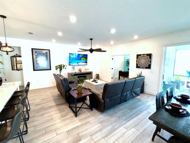 2761 Sw Palace Ave, House other with 3 bedrooms, 2 bathrooms and null parking in Port St. Lucie FL | Image 9