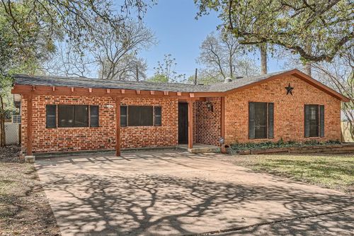 3108 Matador Dr, Austin, TX, 78741-7004 | Card Image