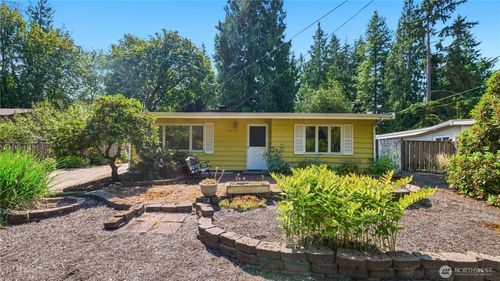 8232 184th St Sw, Edmonds, WA, 98026-5830 | Card Image