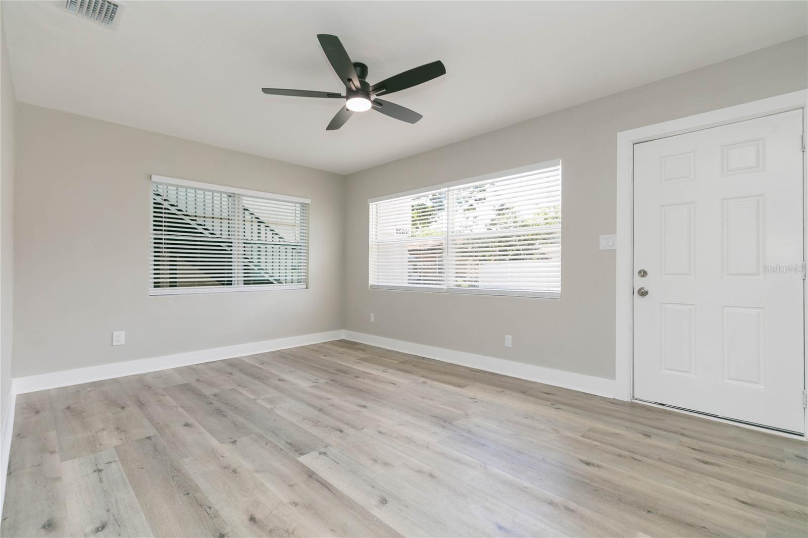 Residential Lease in ST PETERSBURG 2