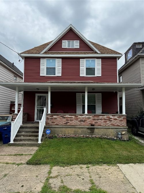 549 E 5th St, Erie, PA, 16507-1711 | Card Image