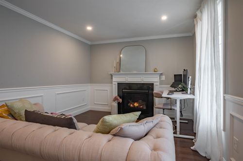 285B Webster St, Hudson, NH, 03051-3257 | Card Image